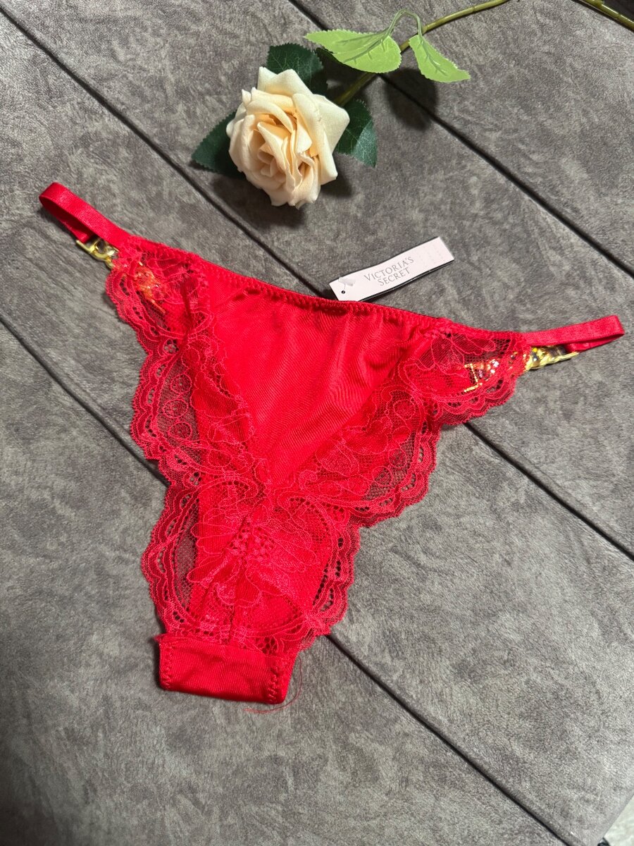 Culotte rouge Victorias Secret