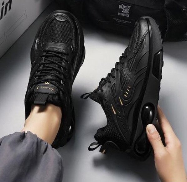 Baskets Noires Sport Attrayantes