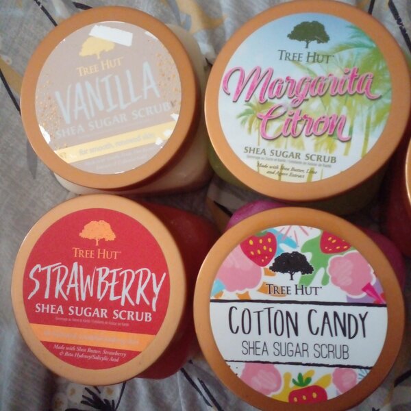 Tree hut body scrubs