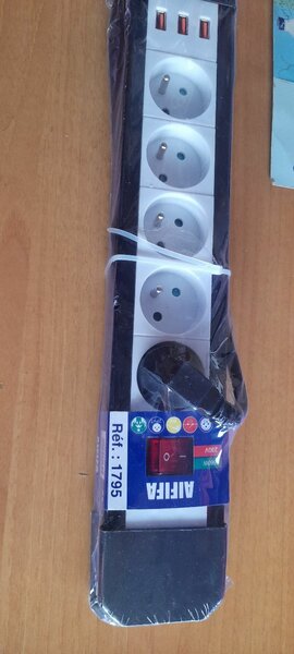 Multiprise avec USB AifiFa