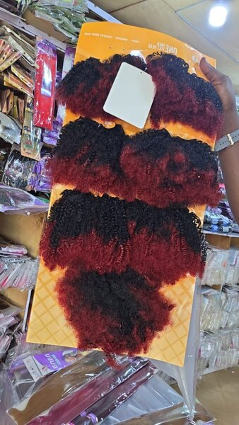 Extensions de cheveux bouclés bicolores