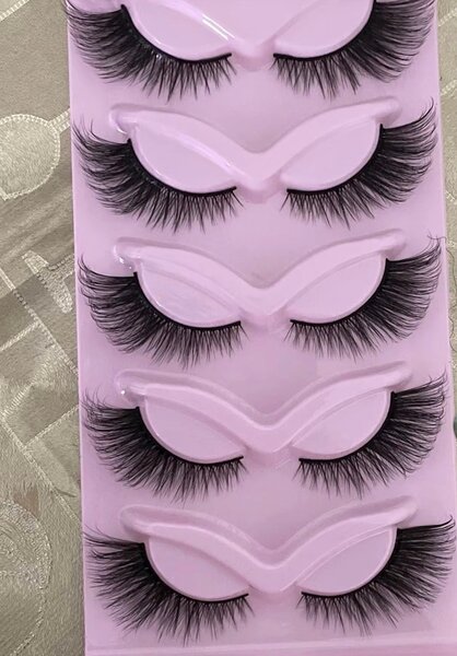 Faux Cils Dramatiques Volume