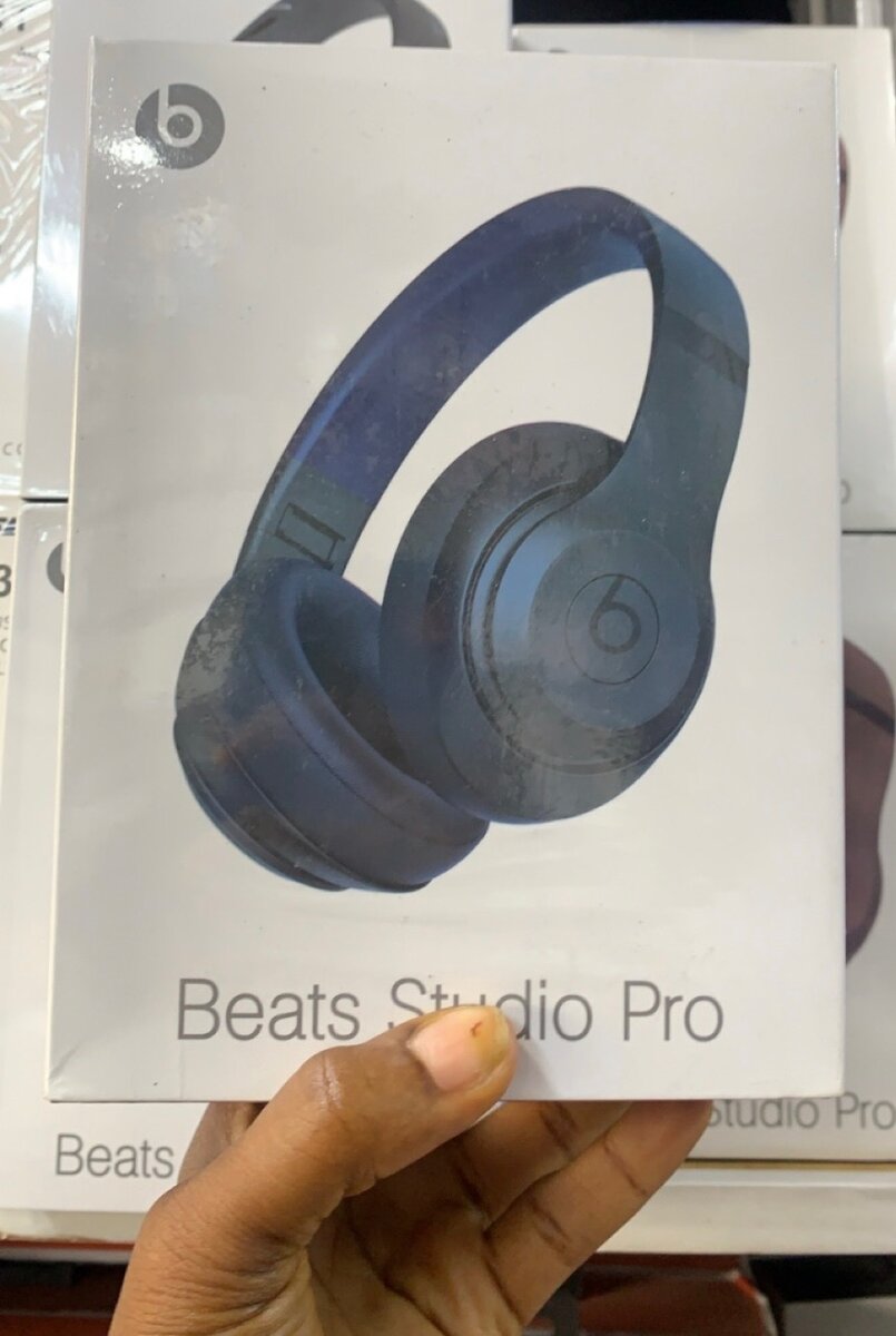 Beats Studio Pro
