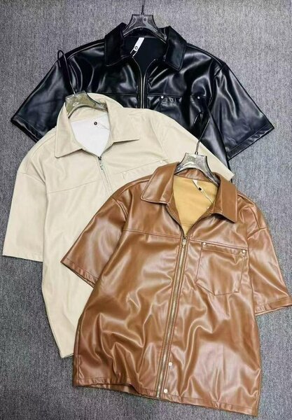 Chemise en simili cuir élégante