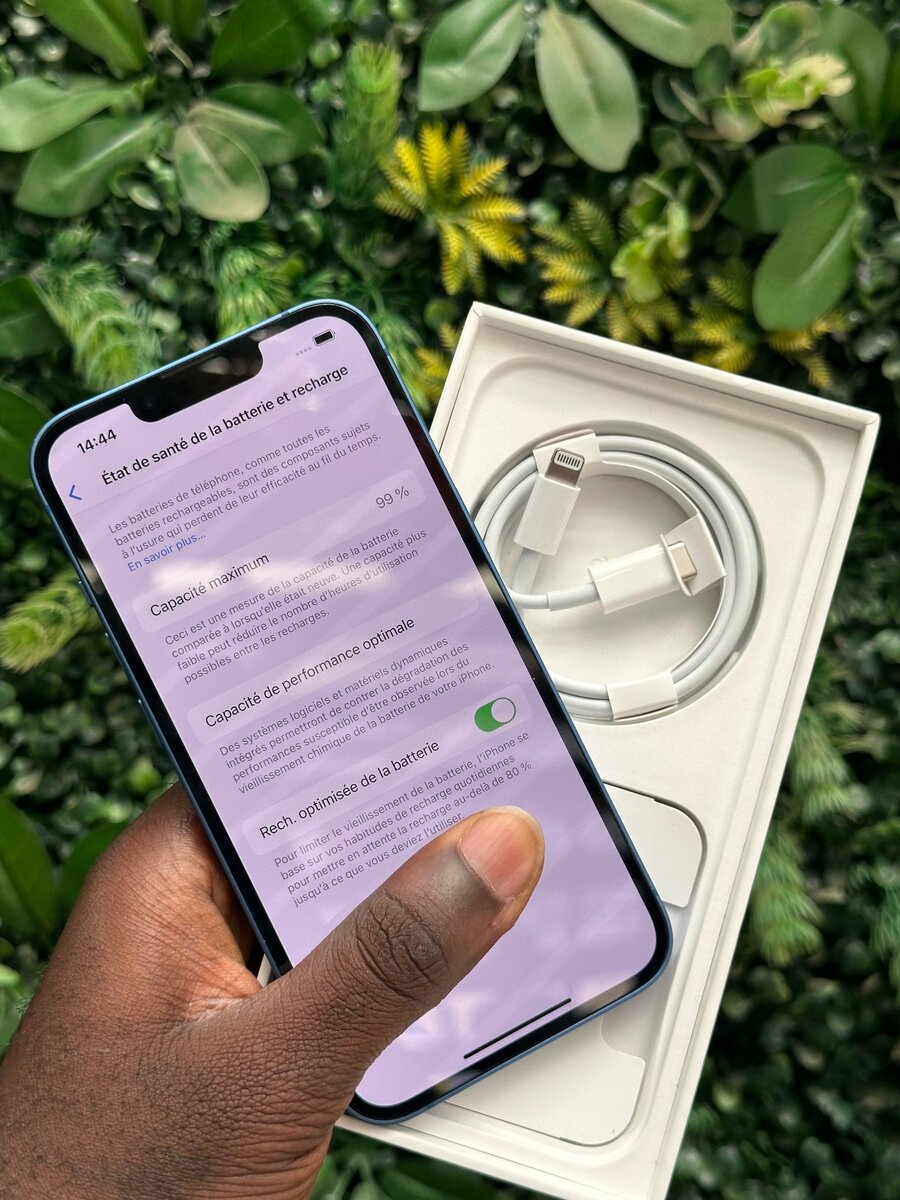 iPhone 13 simple CE avec garantie Apple