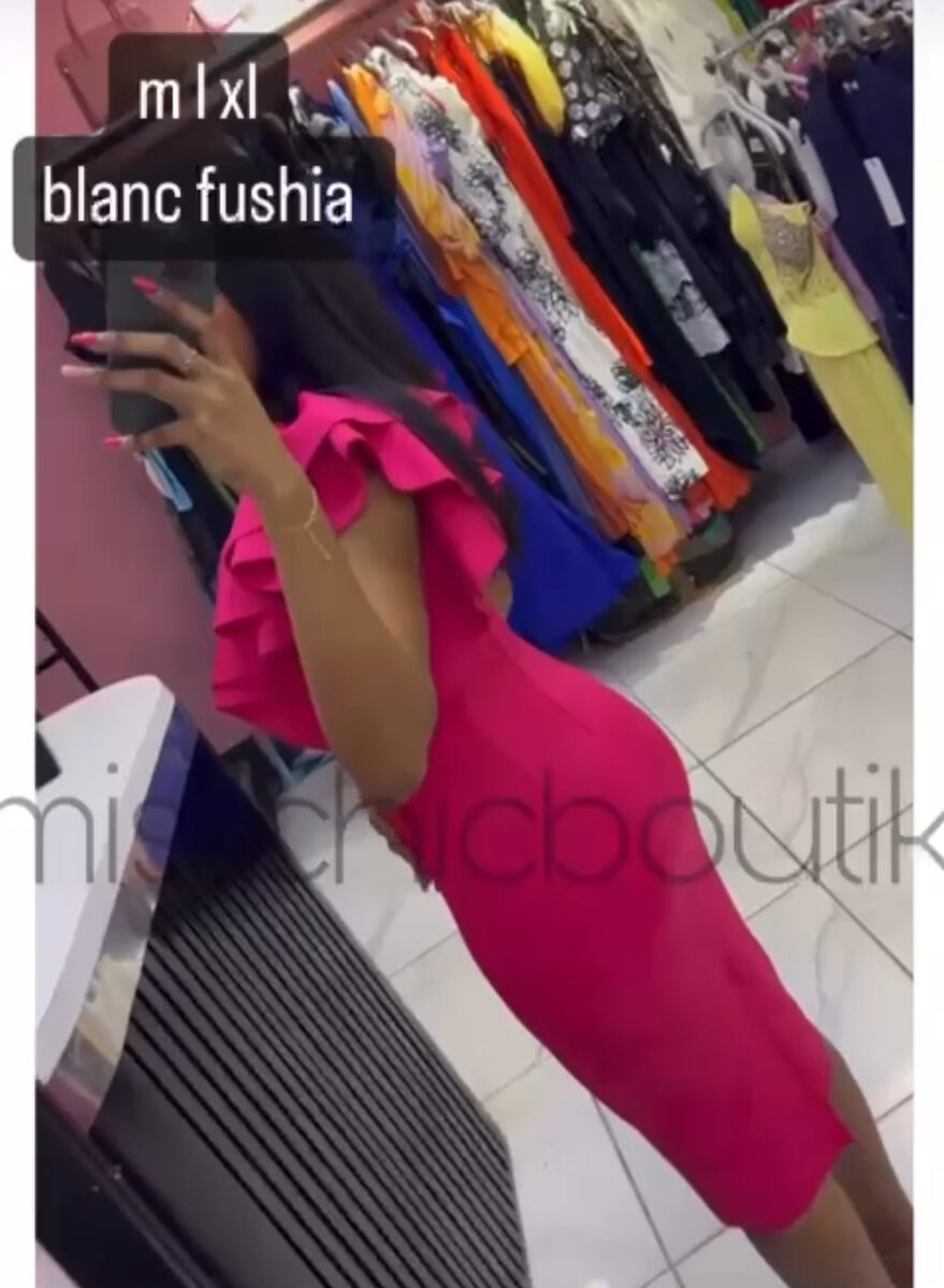 Robe fuchsia élégante