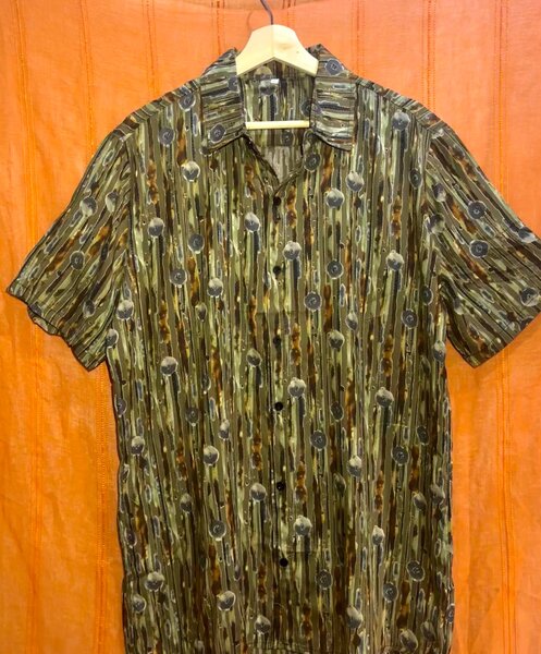 Chemise à motifs décontractée