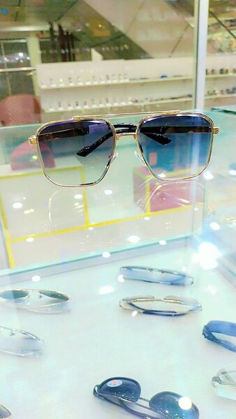 Mens Galssis