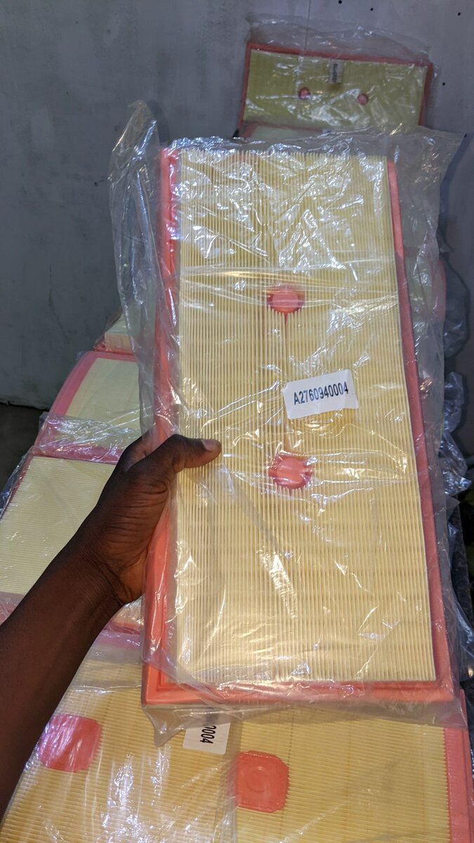 Engine Air Filter BENZ C200 W205  M276 2024