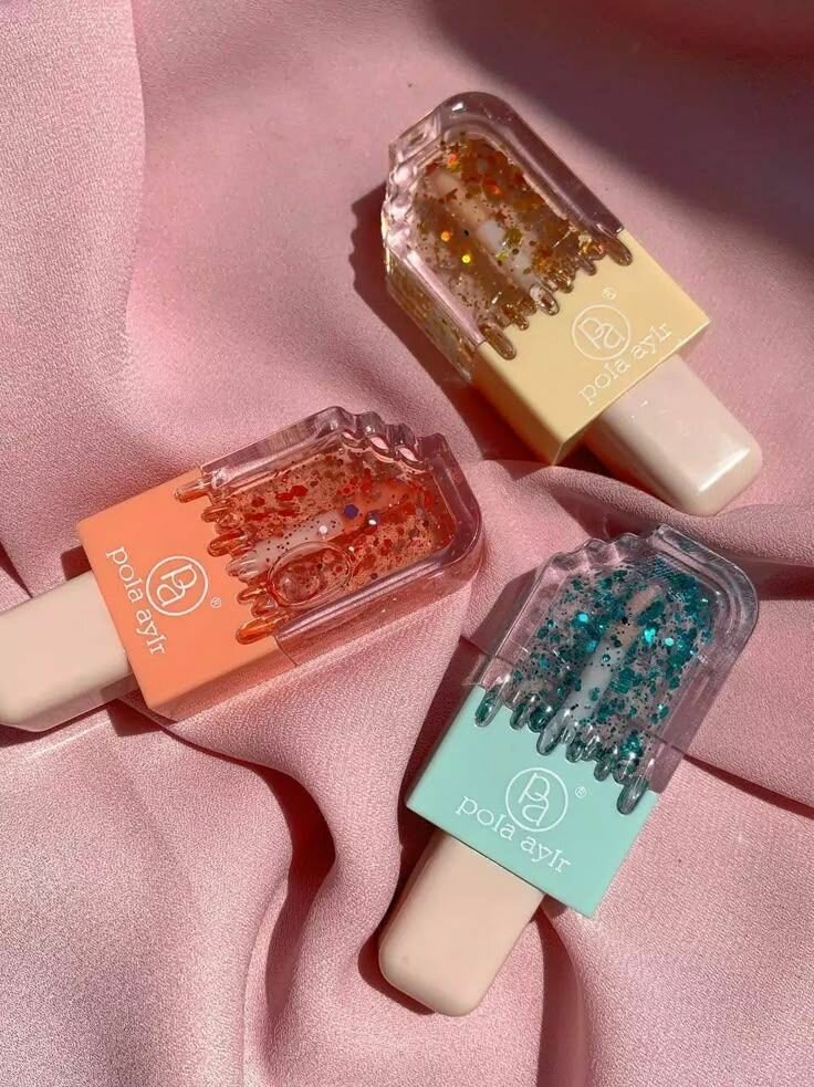 Gloss et savon de main