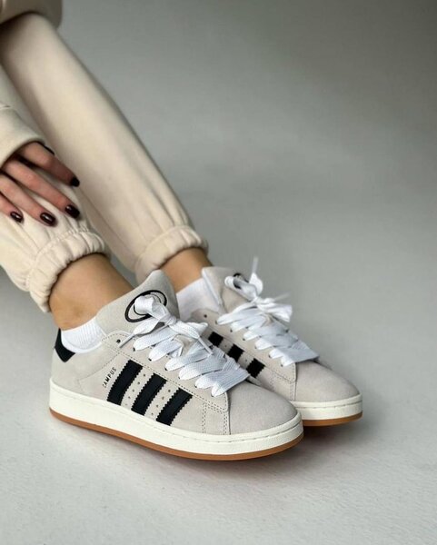 Baskets blanches tendance