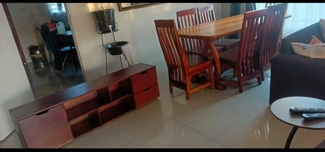 Dressing mirror,tv standa and bed