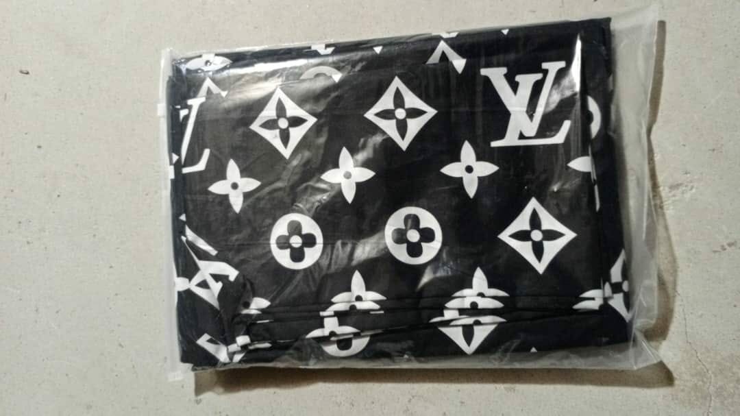 100% cotton sheets with print. Double size 