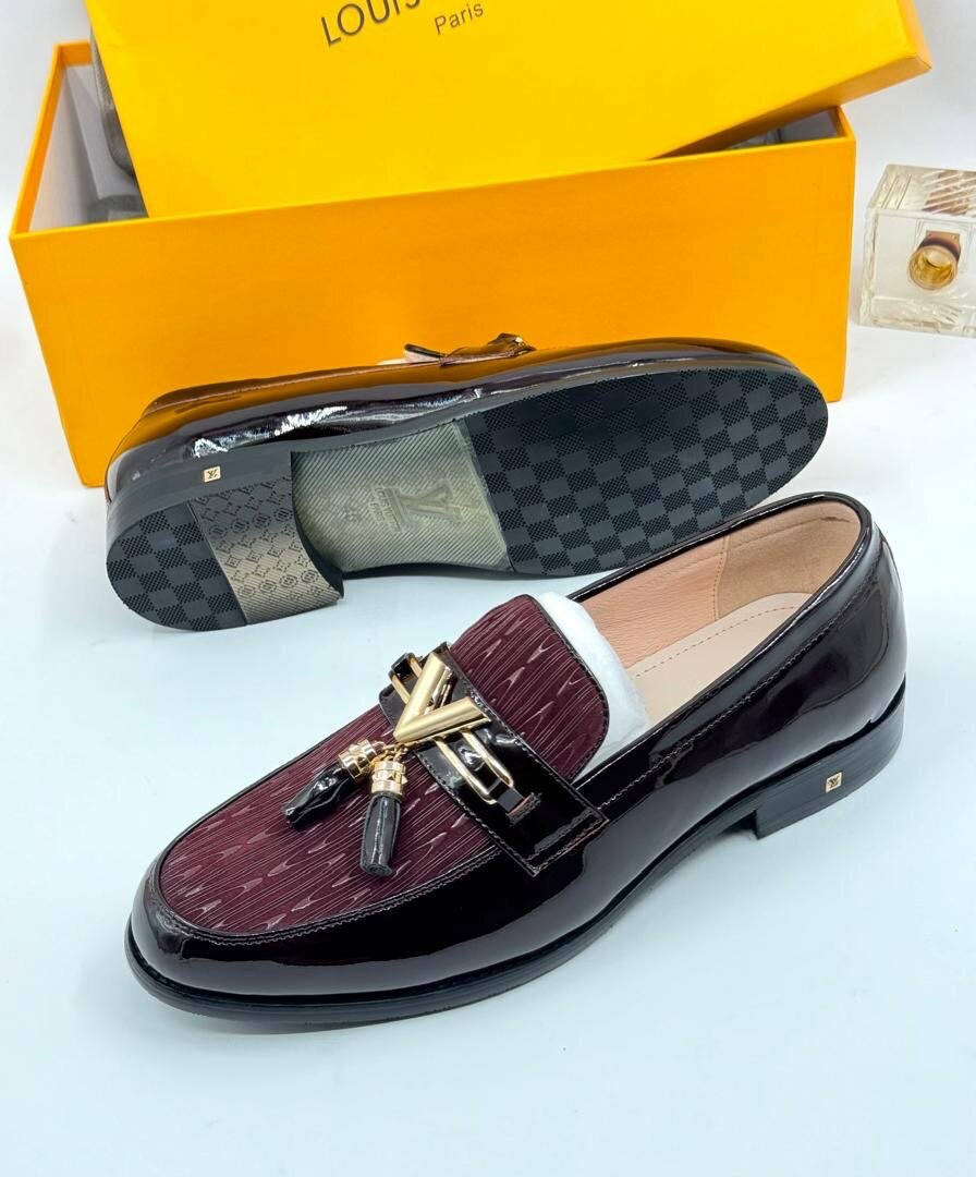 LOUIS VUITTON EXECUTIVE SHOE