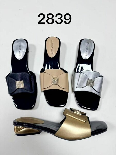 Ladies low Heel Slipper