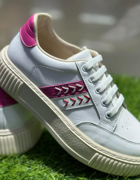 Просто нереально классная модель кед ❤️‍🔥