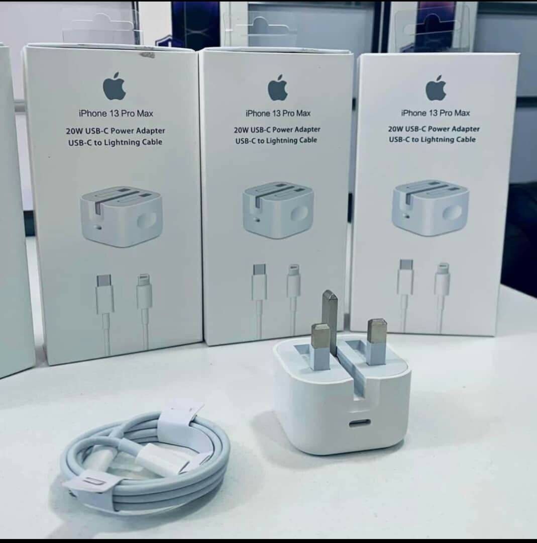 Iphone original fast chargers