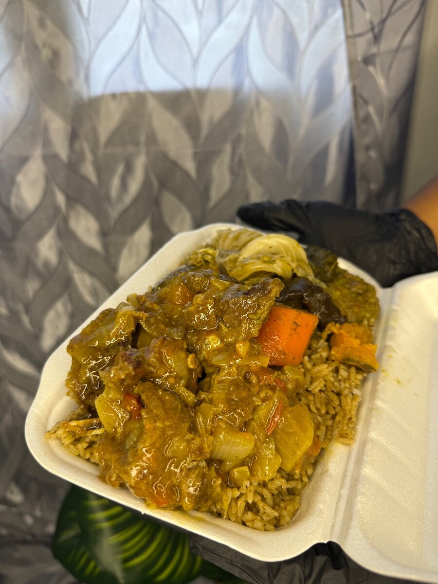 Délicieux plat de riz savoureux