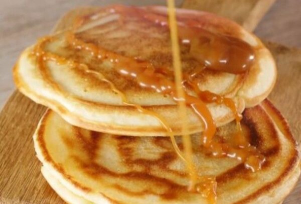 Pancakes moelleux au caramel