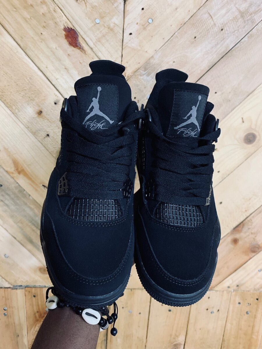 Jordan Retro 4