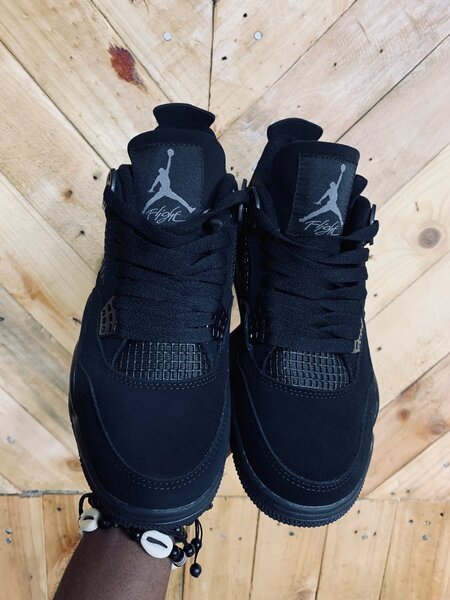 Jordan Retro 4