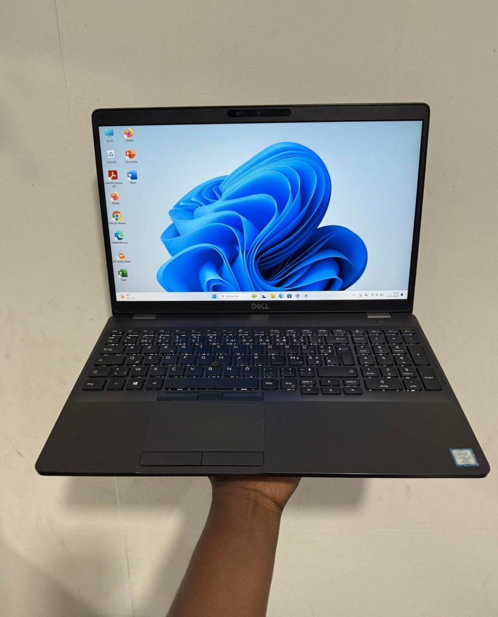 DELL LATITUDE 5501 CORE i7