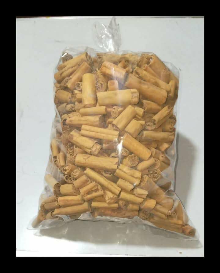 Cinnamon sticks