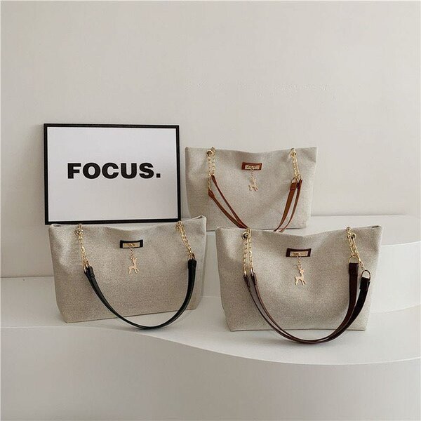 Sac à main en toile élégante