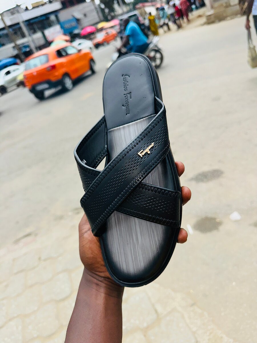 Sandales en cuir pour homme