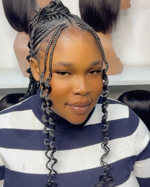 Beautiful and elegant women's wigs