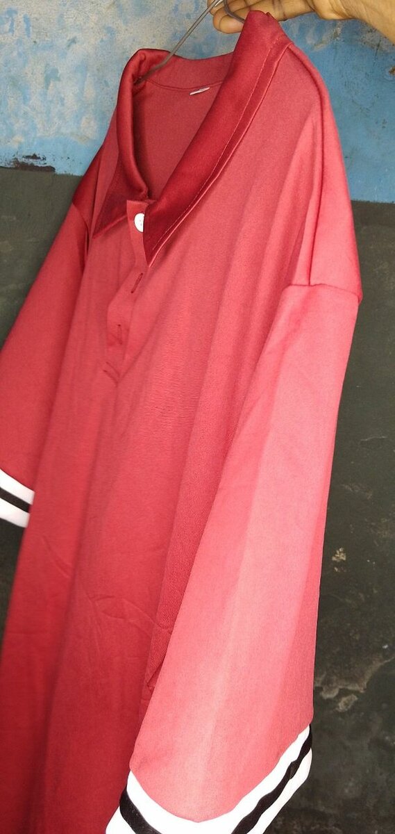 Polo ample rouge manches courtes