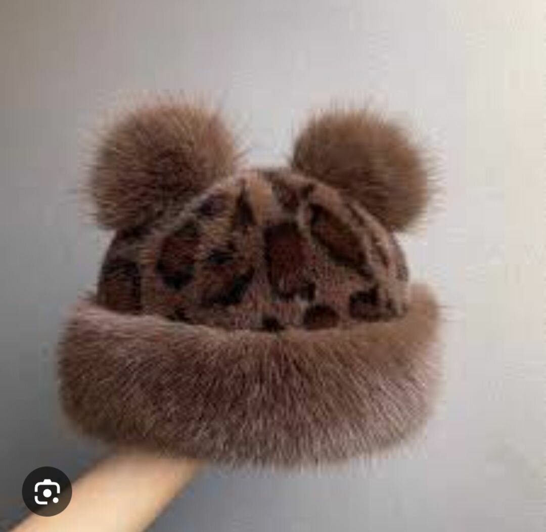 Chapeau en fourrure léopard