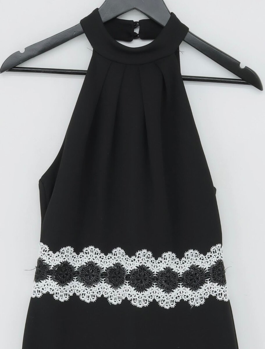 Robe noire élégante soirée