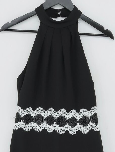 Robe noire élégante soirée