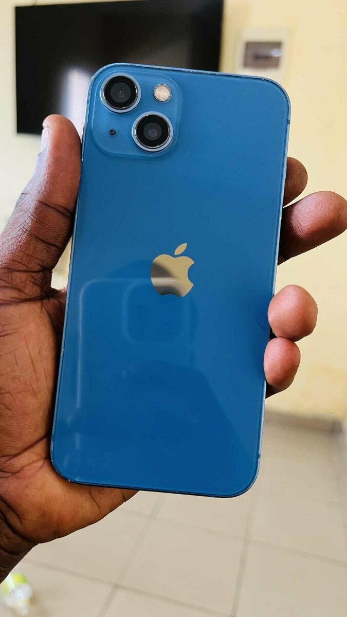 iPhone 13 128gb ( vendu avec r