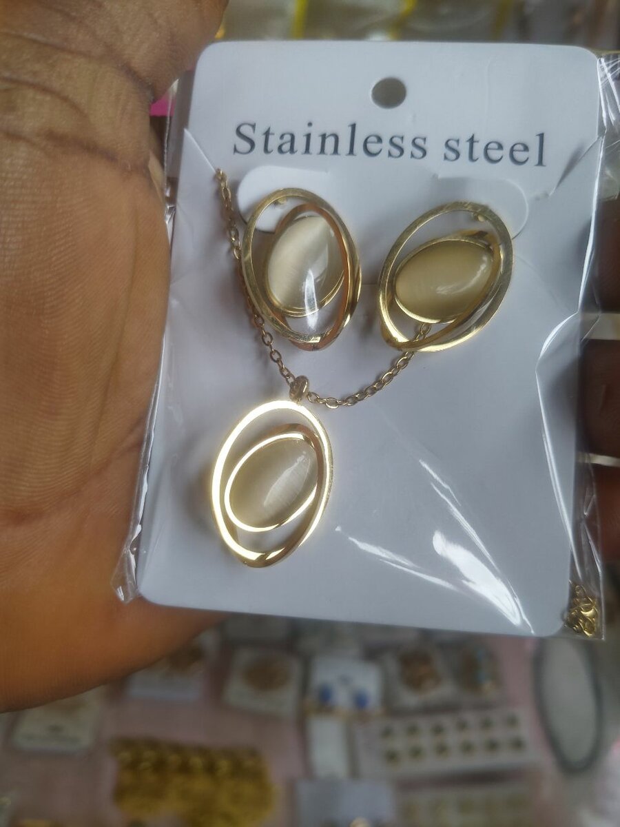 Parure inox pendentif et boucles