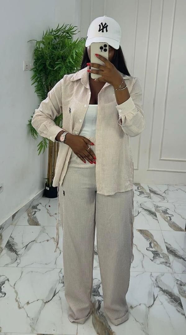 Ensemble confortable beige