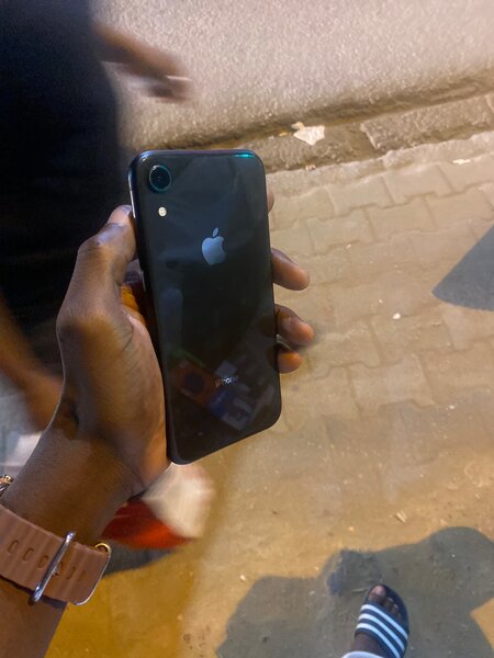 iPhone Noir Écran Incassable