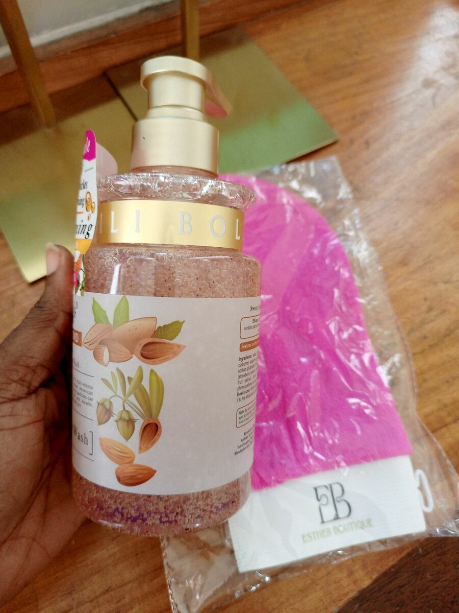 Gel douche gommage corps