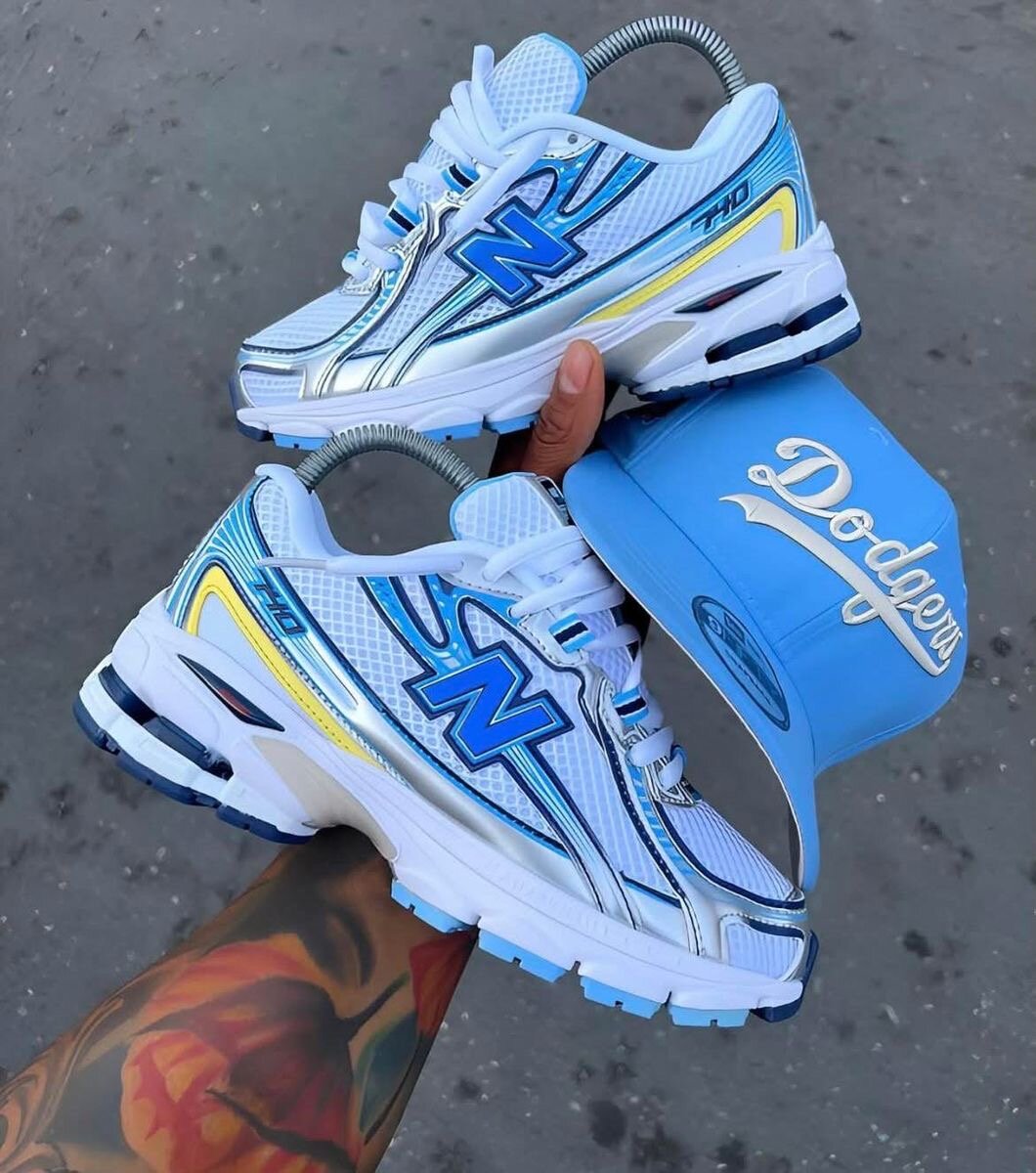 Sneakers New Balance 740