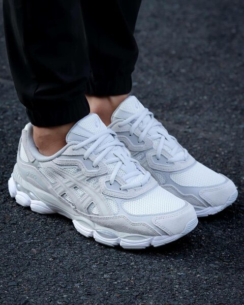 Baskets blanches pour hommes