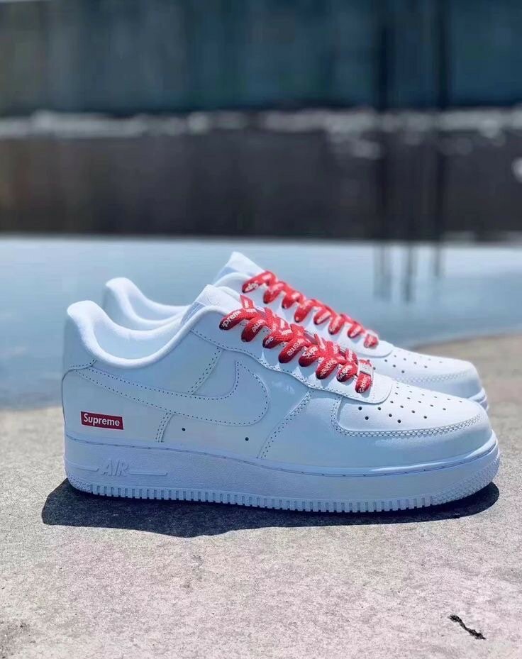 NIKE AIRFORCE SUPREME