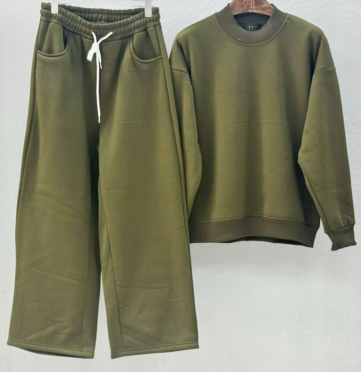 Ensemble pull et pantalon décontracté