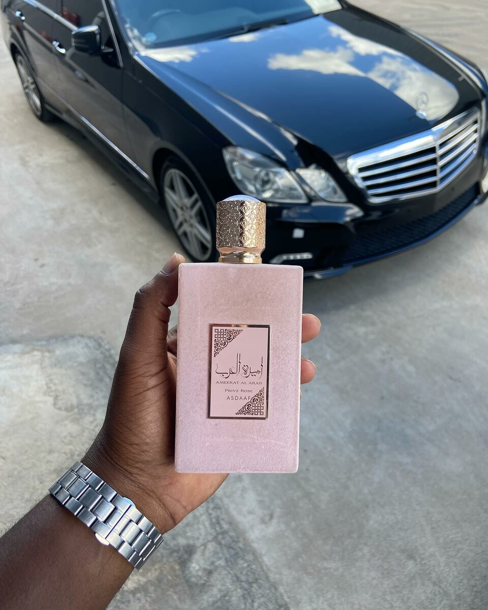 Feminine Arabic perfumes