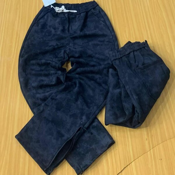 VERY HEAVY AND SMOOTH TEXTURE JOGGERS