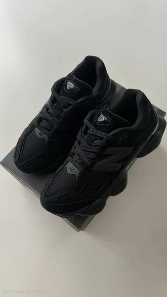 Baskets noires confortables