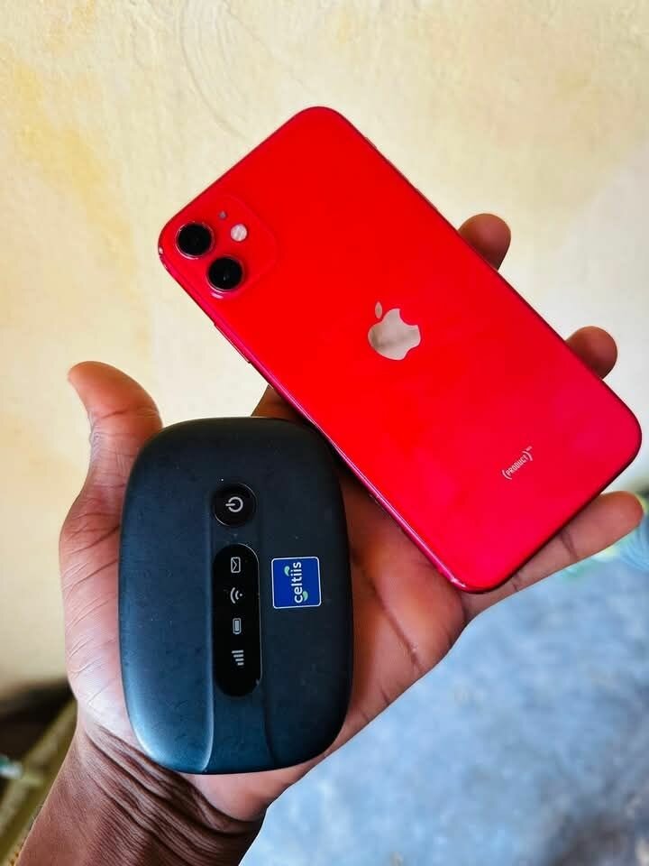 iPhone 12 Rouge Excellent État
