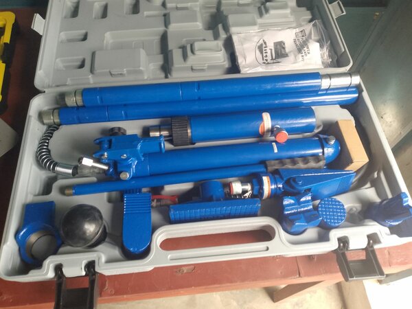 10Ton Hydraulic jack for straighting accident cars