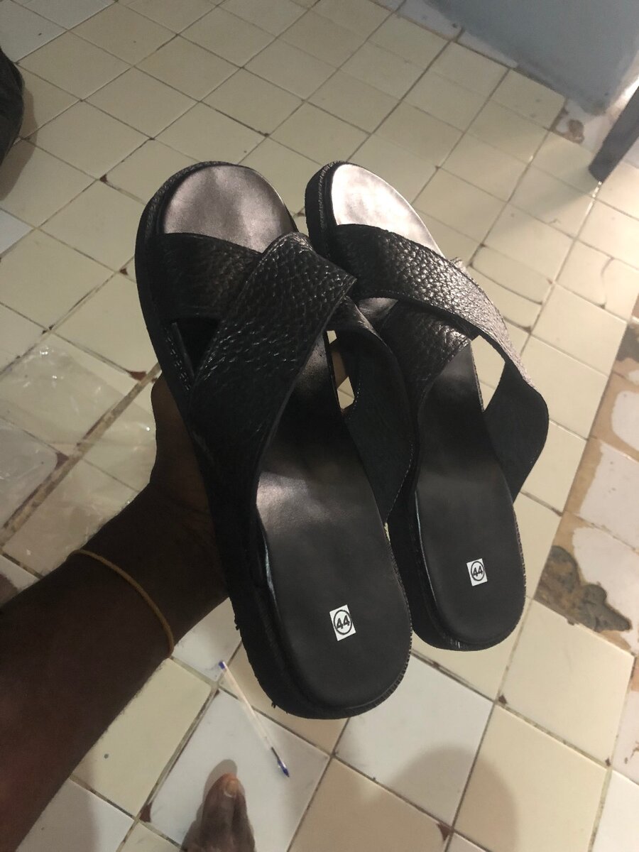 Sandale en cuir pour homme