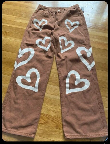 Pantalon ample à motifs cœur